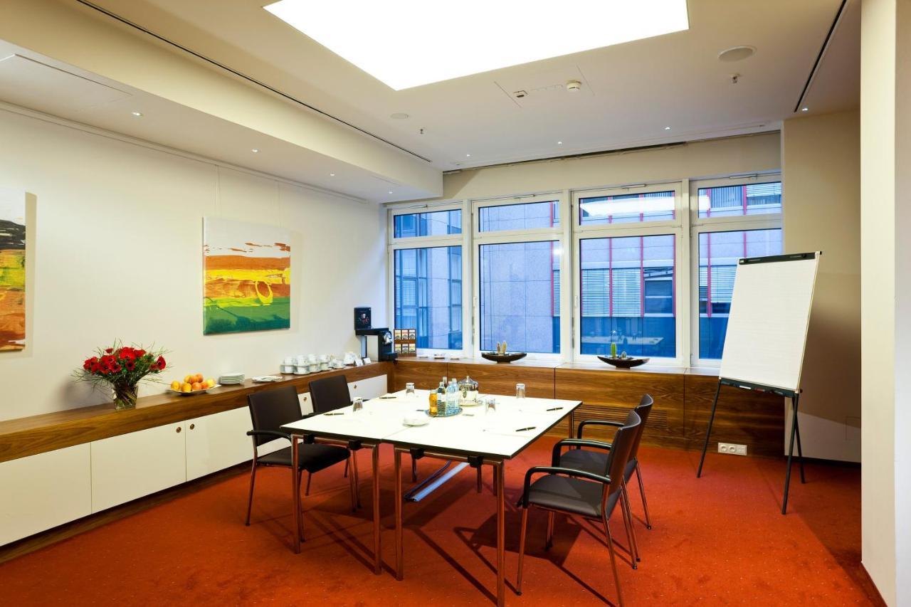 Grand Hotel Wien Bagian luar foto Meeting room